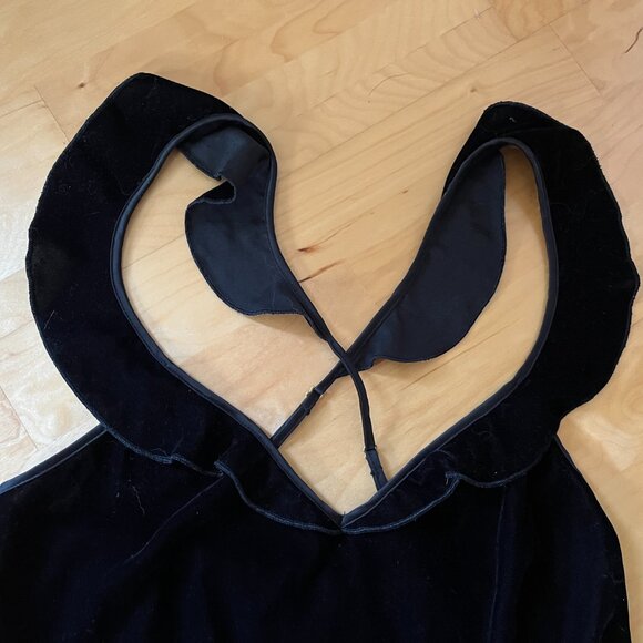 Victoria's Secret Black Velvet Romper NWT (XS) - Picture 3 of 8